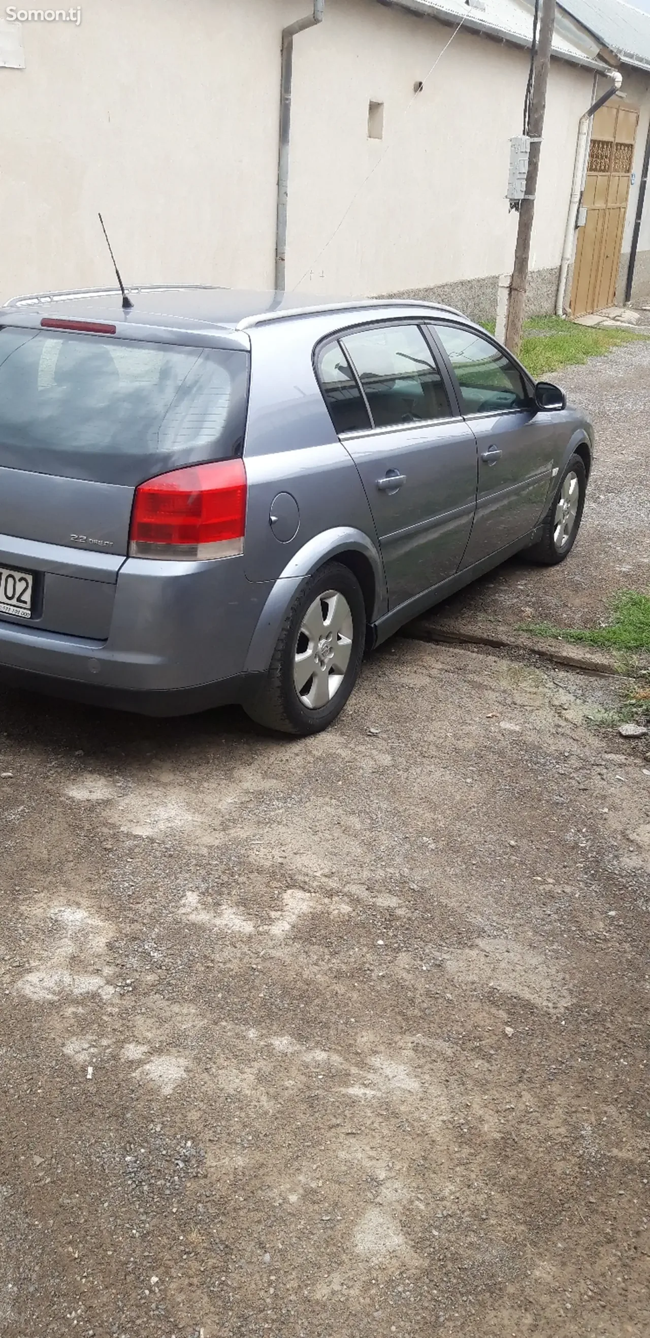 Opel Vectra C 2003 · 2.2 MT