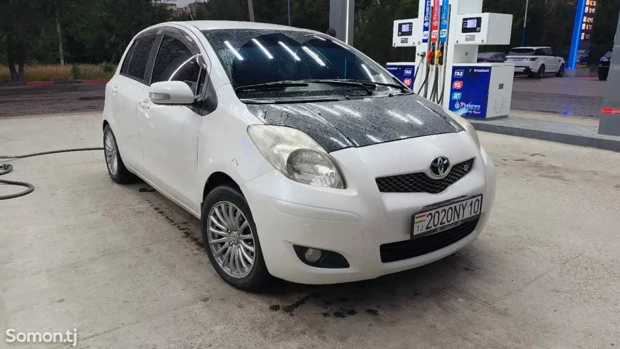 Toyota Vitz 2008 · 1.5 AT