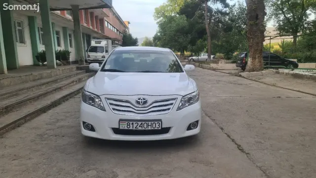 Toyota Camry 2010 · 2.5 AT