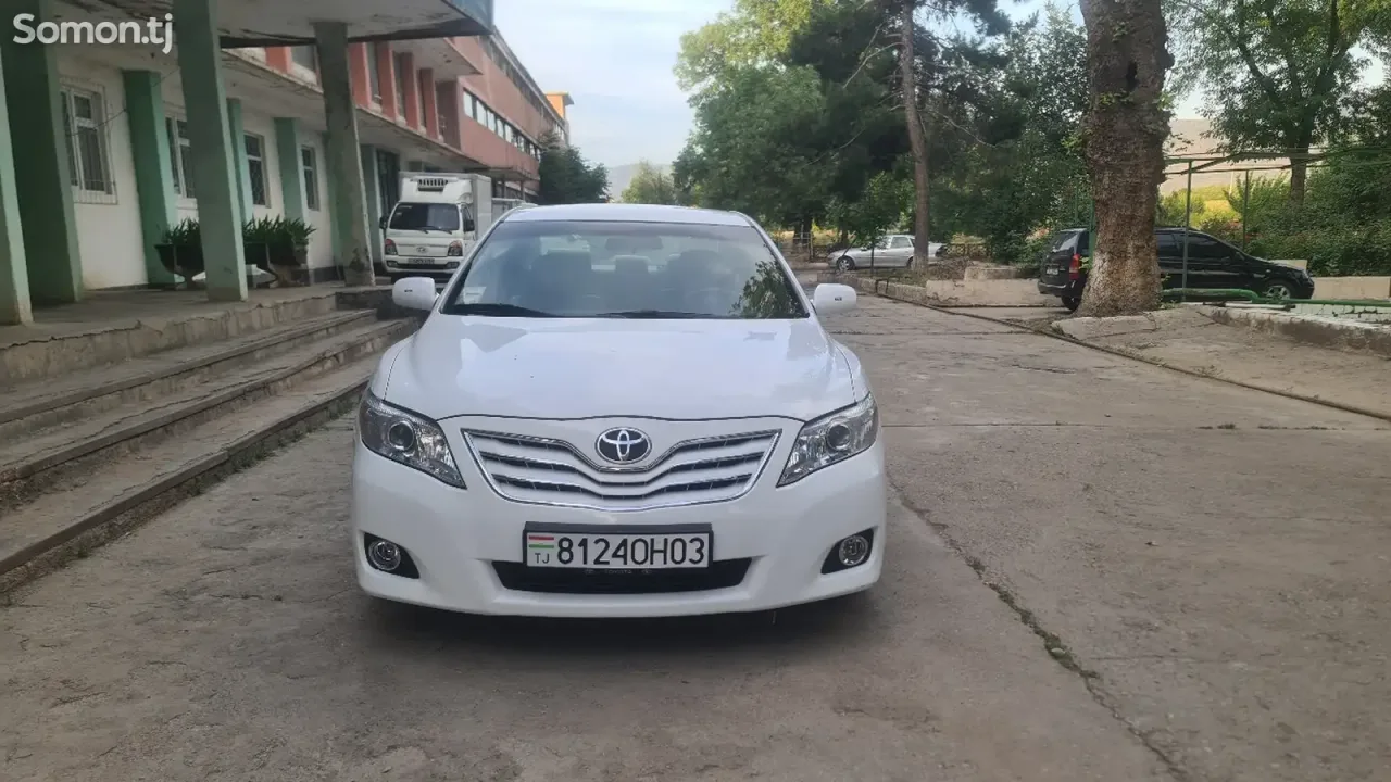 Toyota Camry 2010 · 2.5 AT