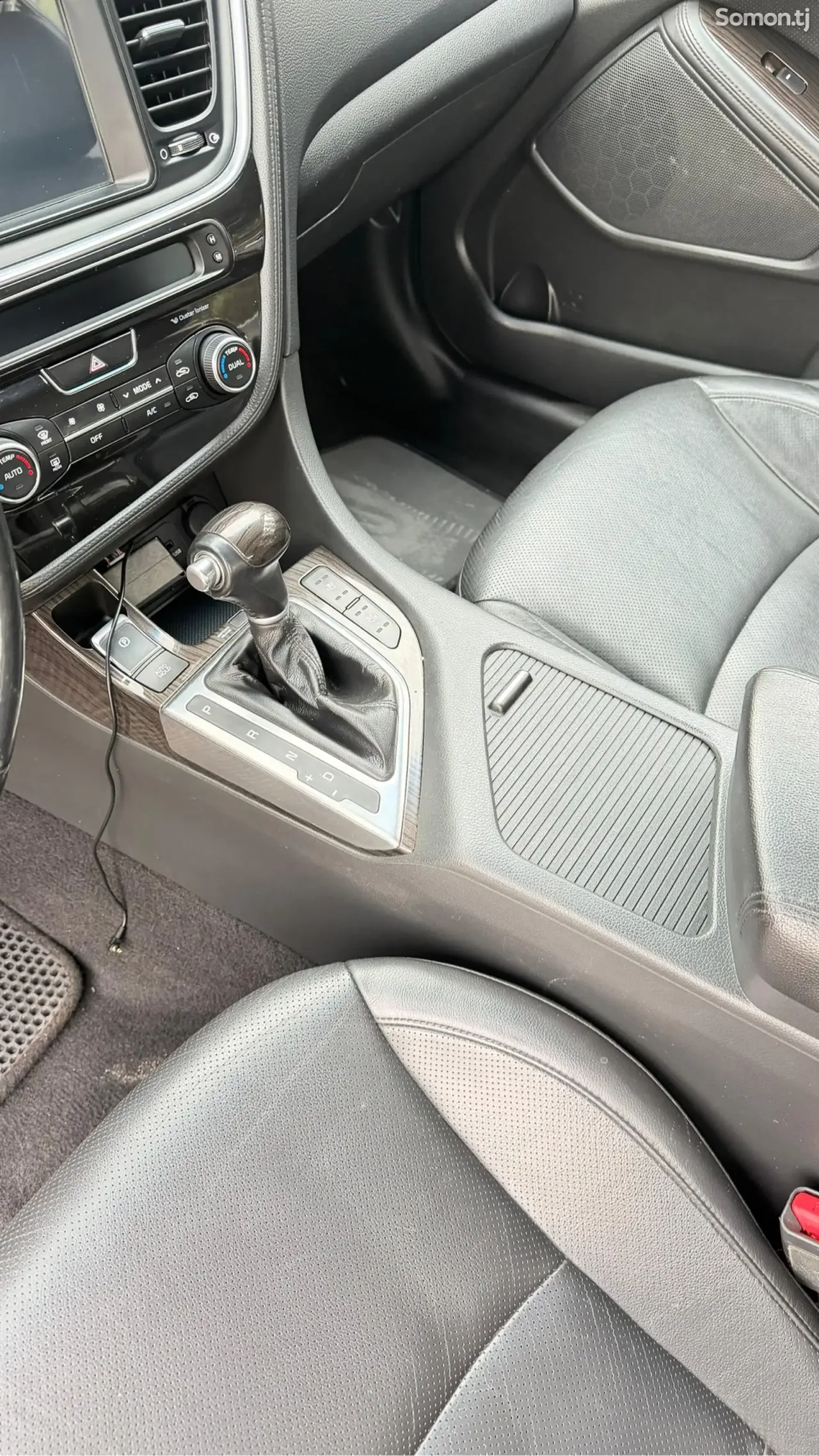 Kia K5 2014 · 2.0 AT