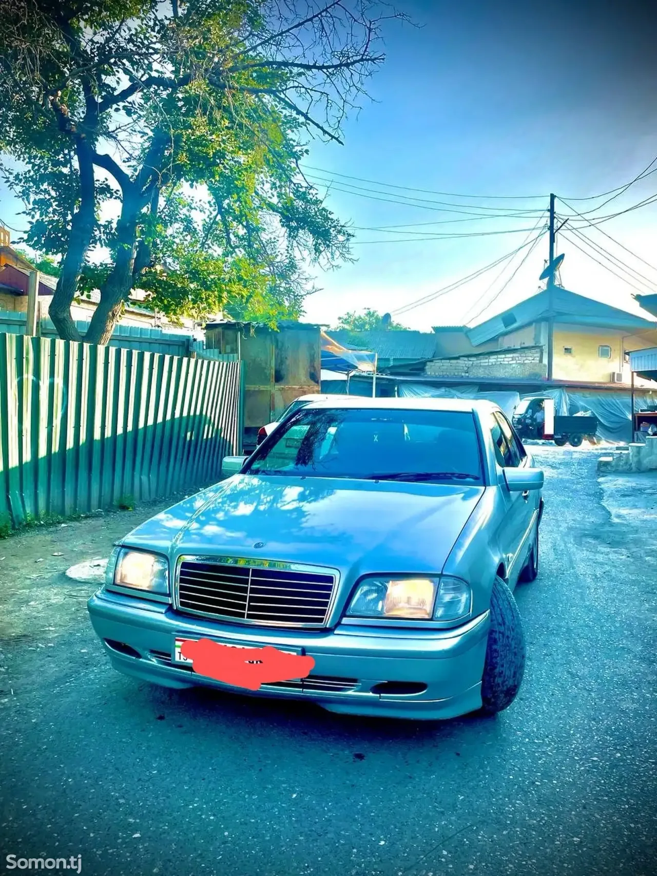 Mercedes-Benz W201 2000 · 2.0 AT