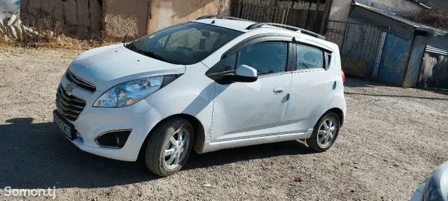 Chevrolet Spark 2012 · 1.3 AT