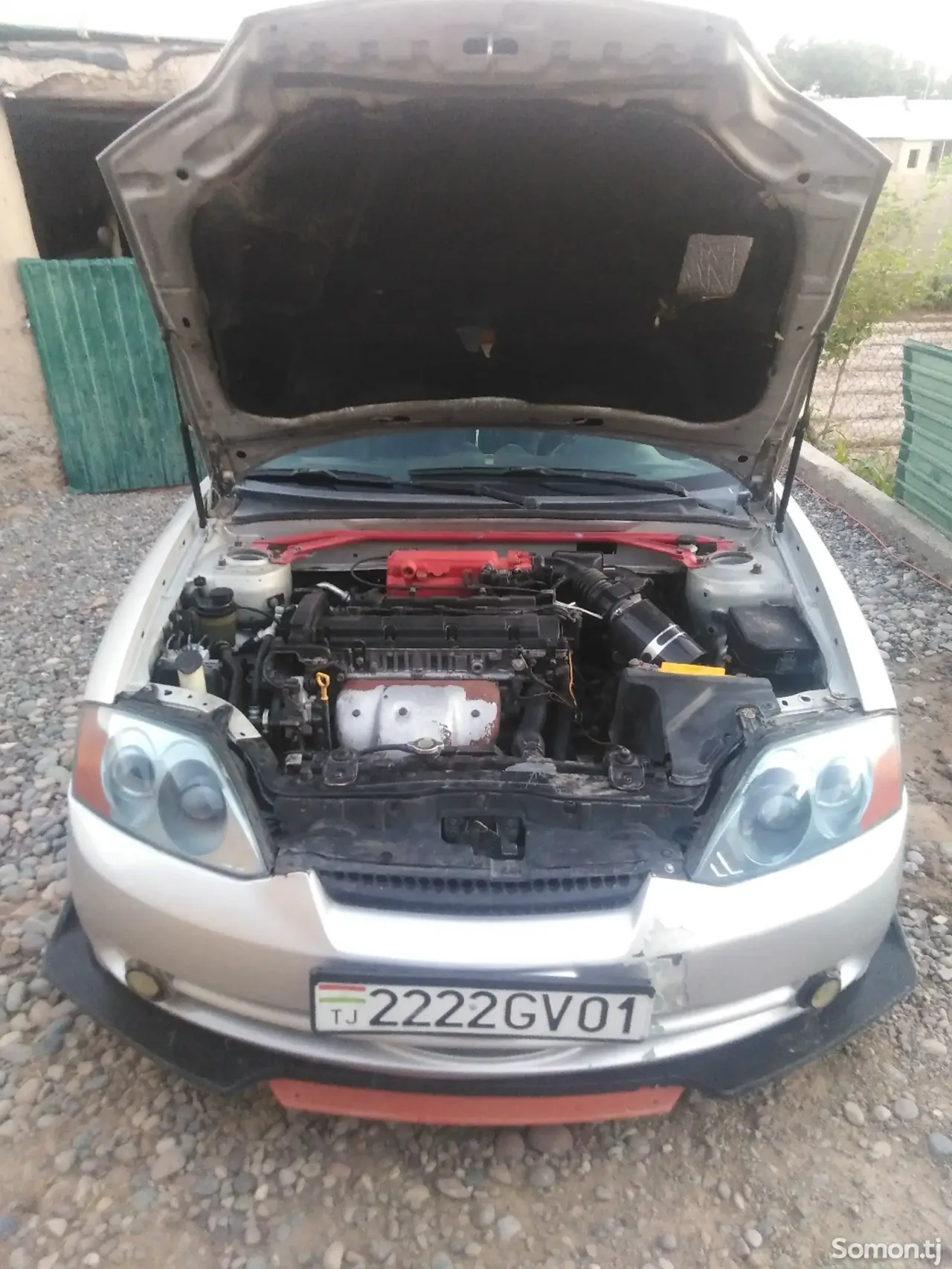 Hyundai Avante 2004 · 2.0 MT