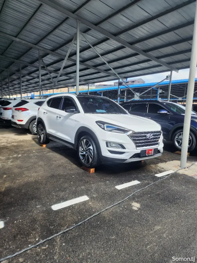 Hyundai Tucson 2018 · 1.6 AT