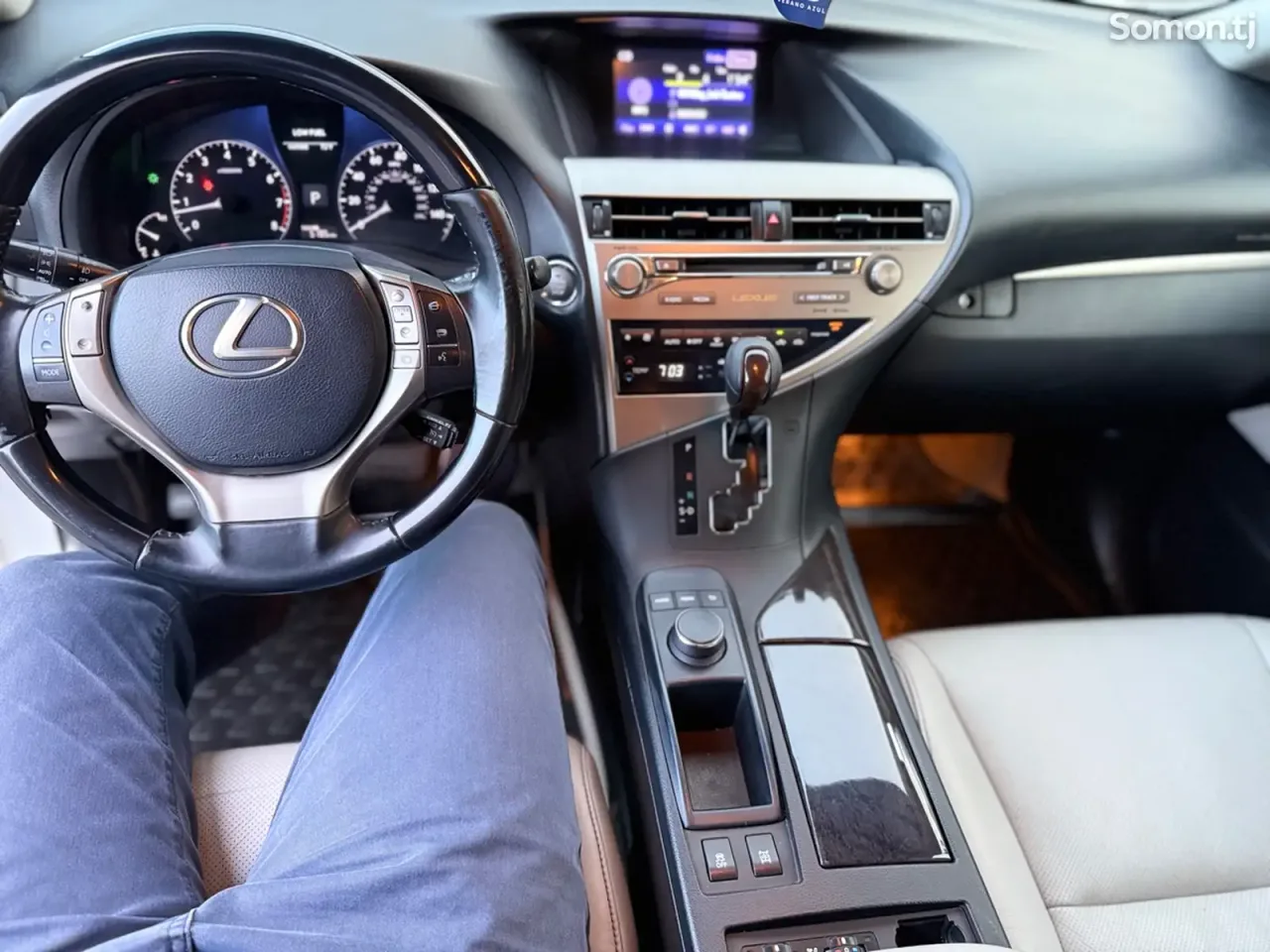 Lexus RX series 2013 · 3.5 AT