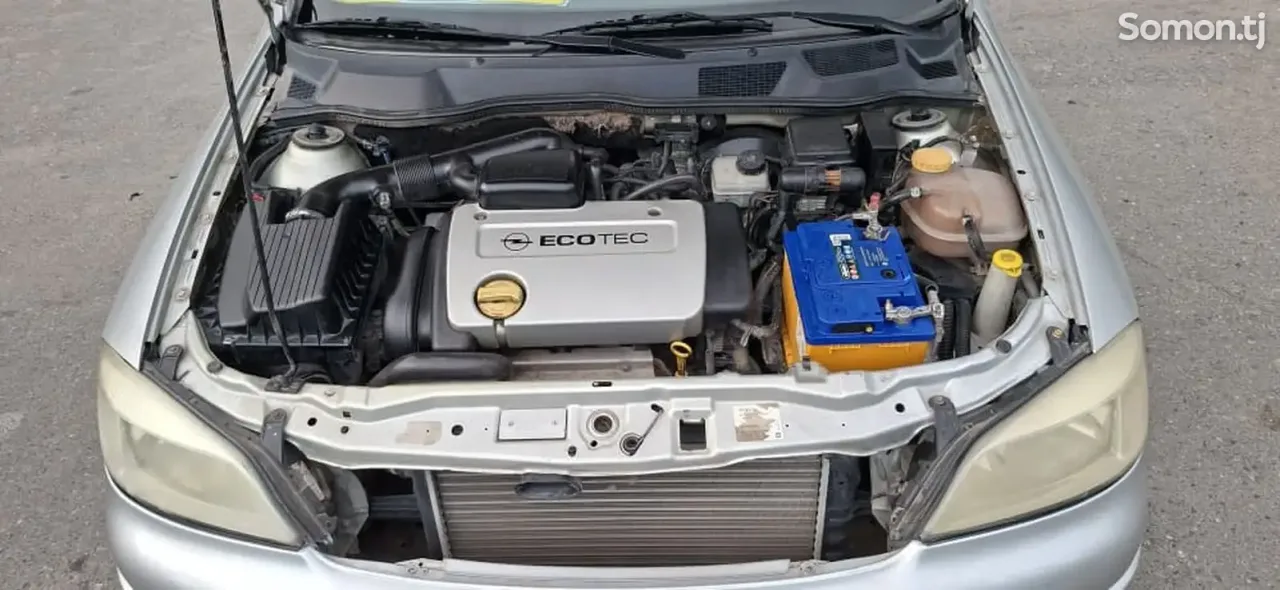 Opel Astra G 2000 · 1.8 MT