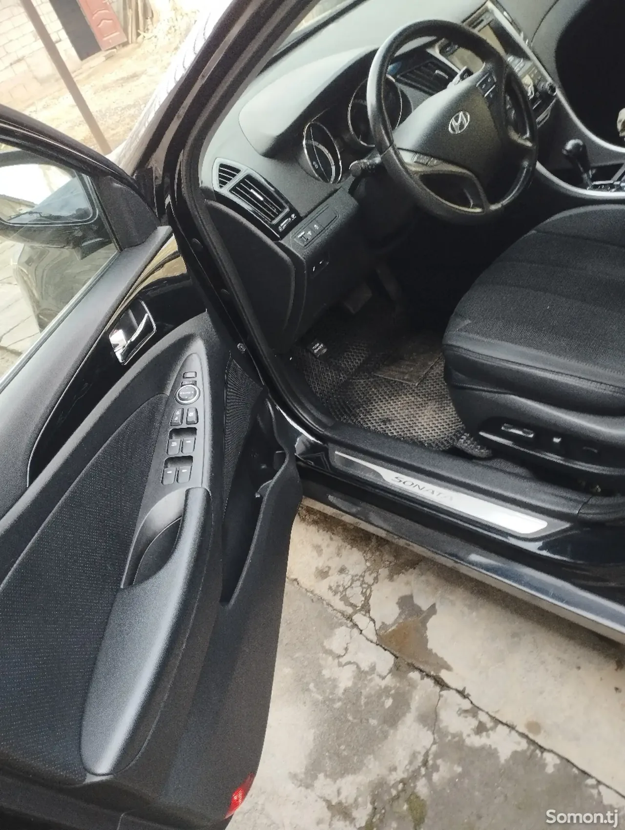 Hyundai Sonata 2010 · 2.0 AT