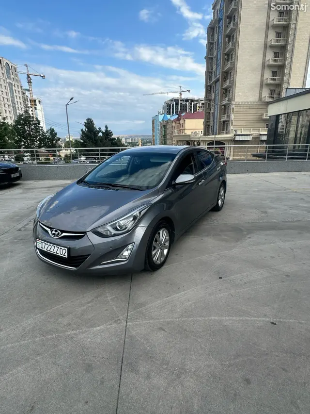 Hyundai Avante 2015 · 1.6 AT
