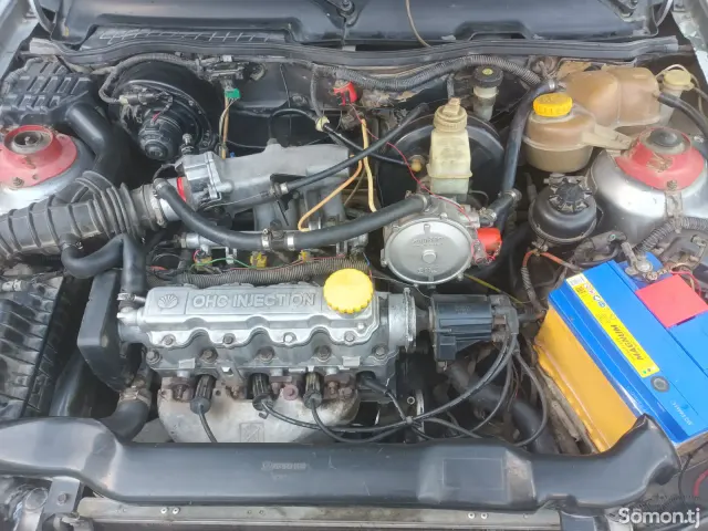 Daewoo Nexia 1995 · 1.6 MT