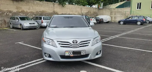Toyota Camry 2010 · 2.5 AT