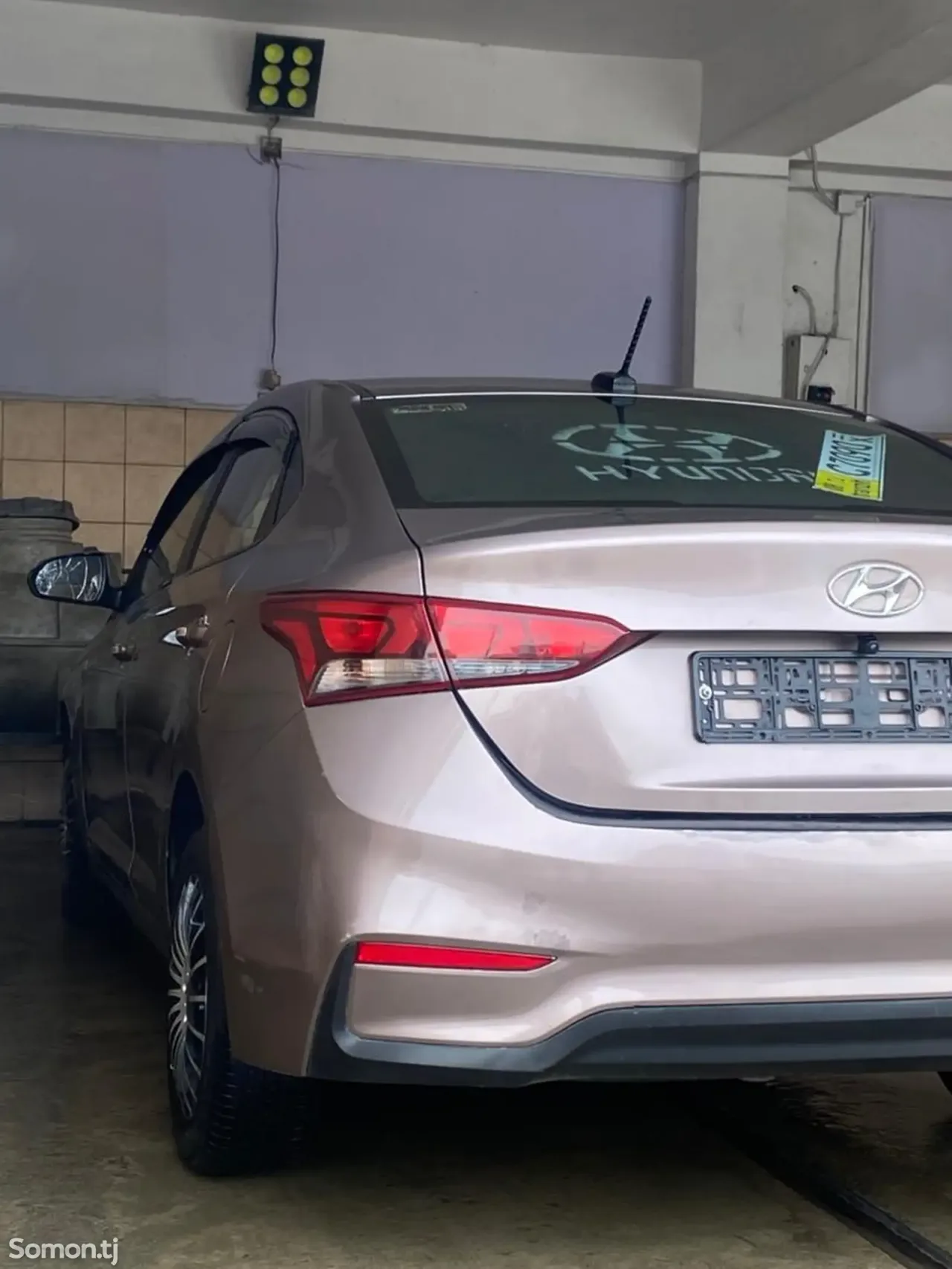 Hyundai Solaris 2019 · 1.6 AT