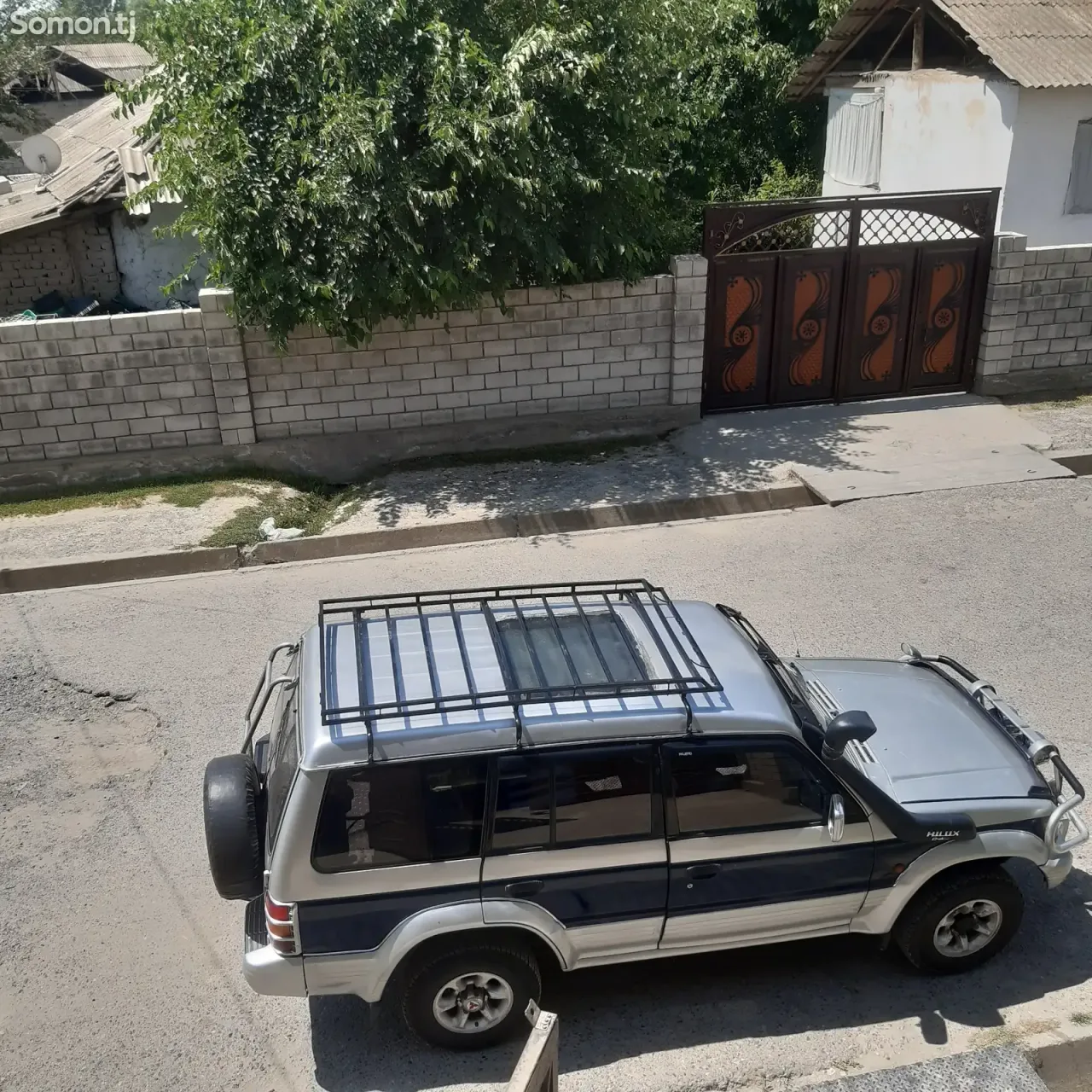Mitsubishi Pajero 1996 · 2.9 MT
