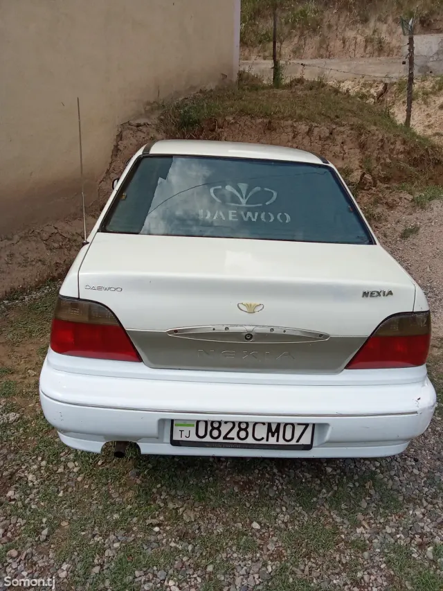 Daewoo Nexia 1995 · 1.6 MT