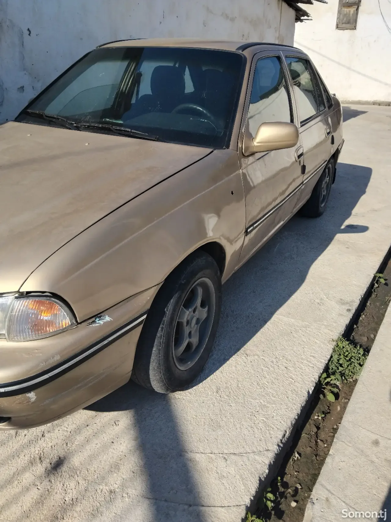 Daewoo Nexia 1996 · 1.6 MT