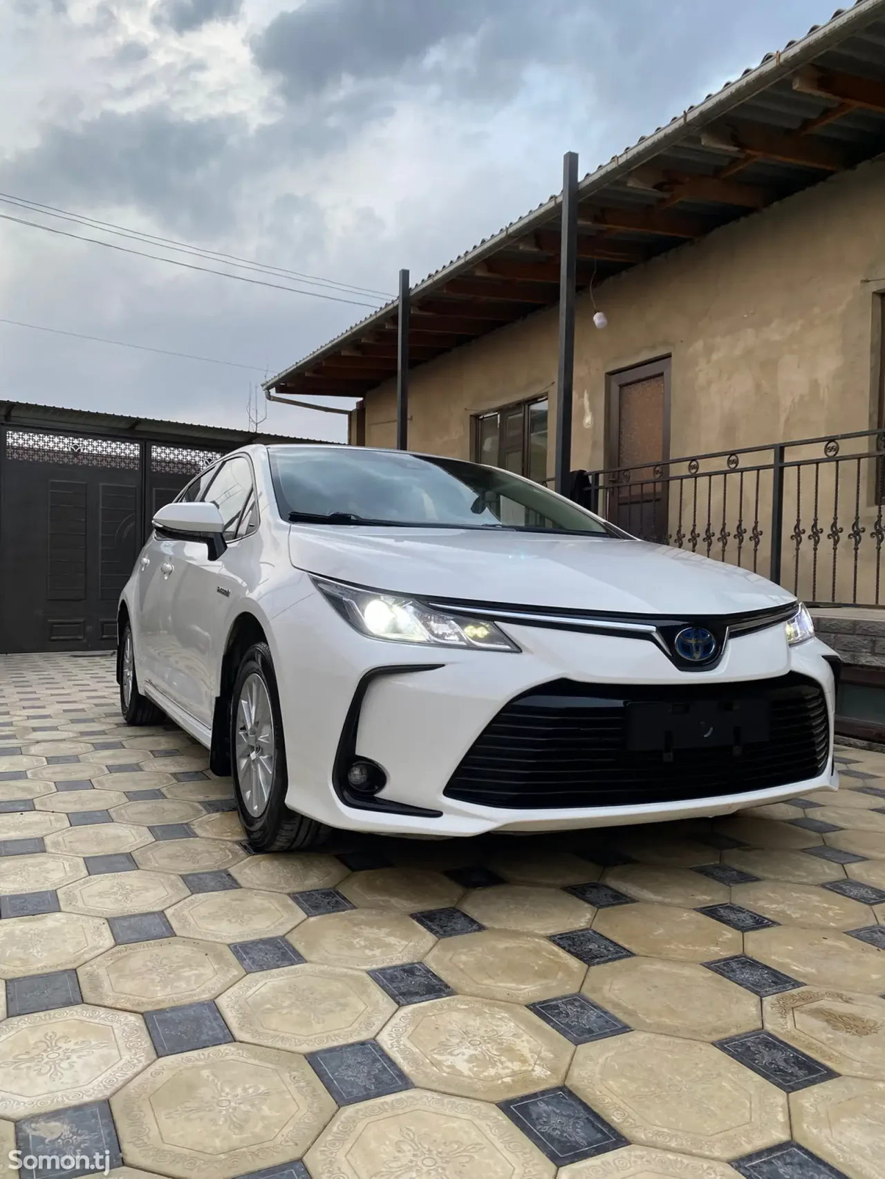 Toyota Corolla 2020 · 1.8 AT