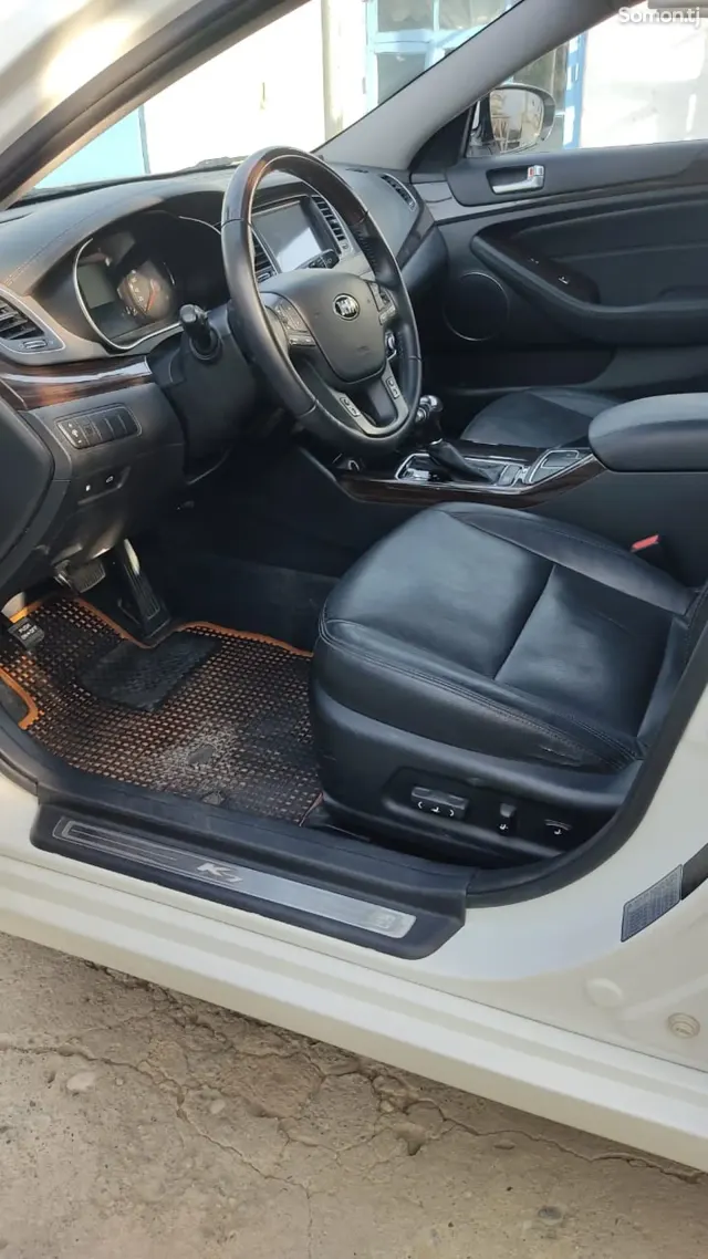 Kia K7 2014 · 3.0 AT