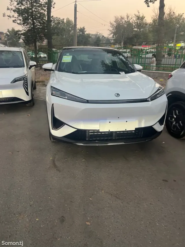 Dongfeng L7 2025 · AT