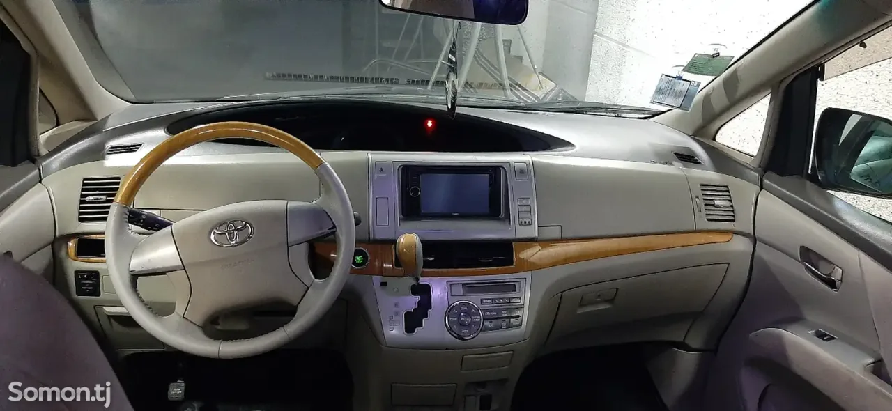 Toyota Estima 2007 · 2.4 AT