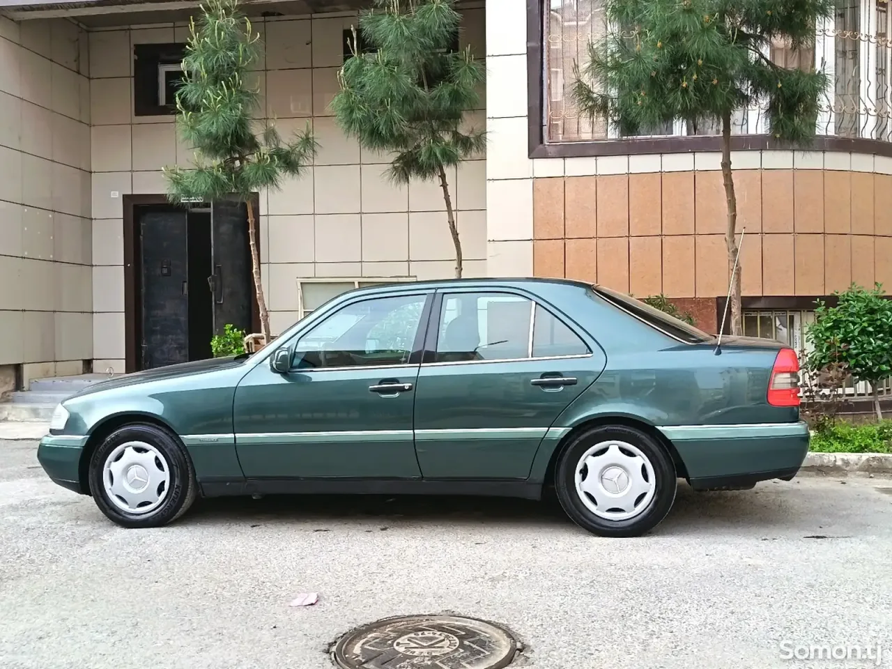 Mercedes-Benz C class 1994 · 1.8 MT