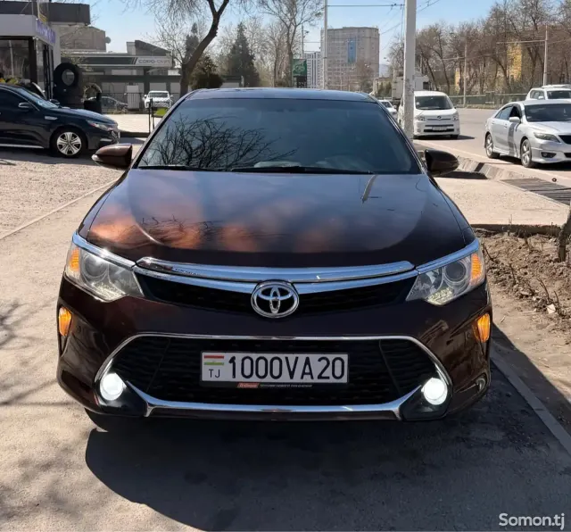 Toyota Camry 2016 · 2.5 AT