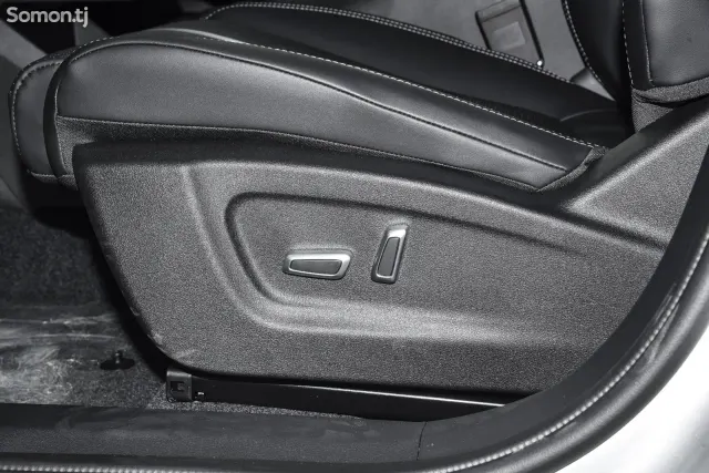 Dongfeng L7 2025 · AMT