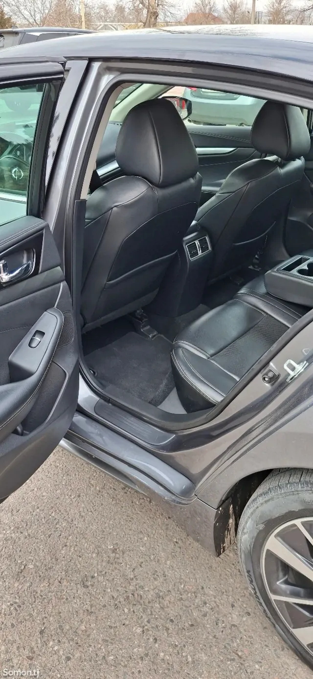 Nissan Maxima 2020 · 3.5 AT