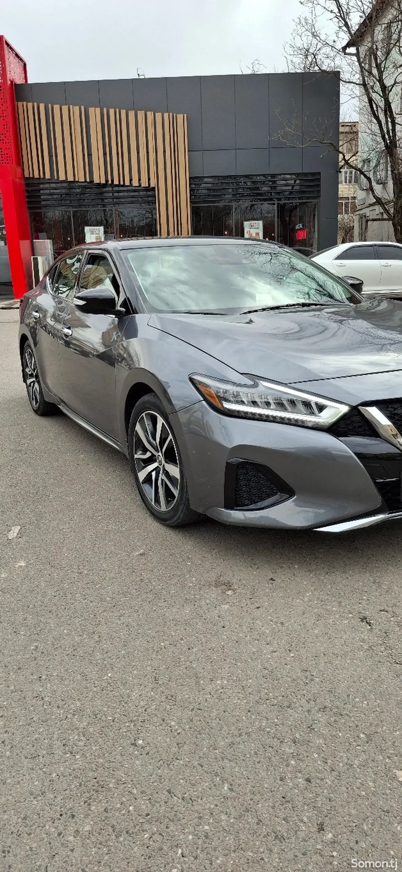 Nissan Maxima 2020 · 3.5 AT