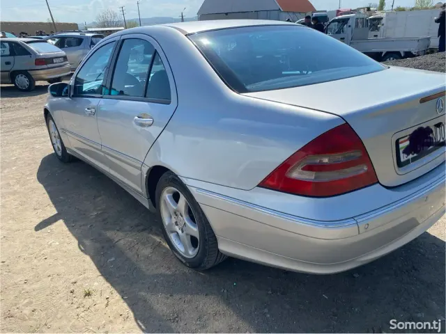 Mercedes-Benz C class 2002 · 1.8 MT
