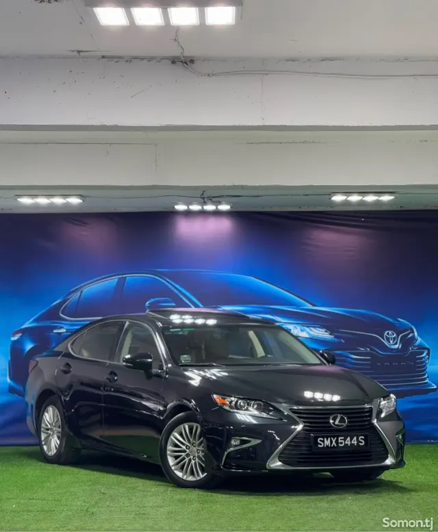 Lexus ES series 2016 · 2.5 AT