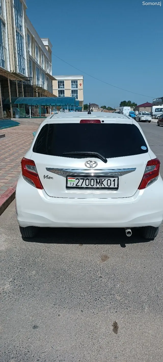 Toyota Vitz 2015 · 1.3 AT