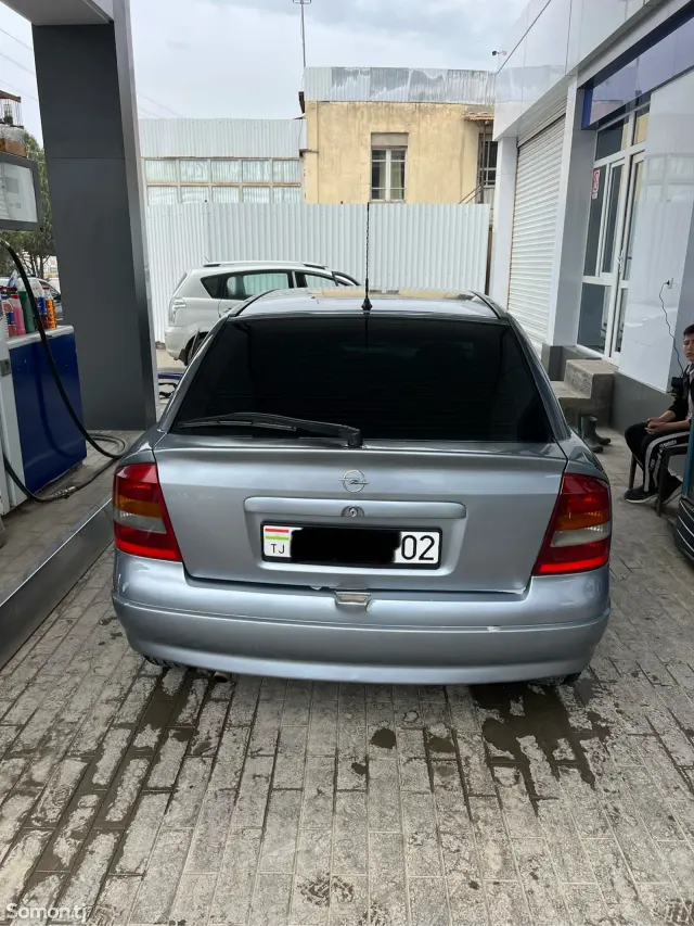 Opel Astra G 2003 · 1.6 MT