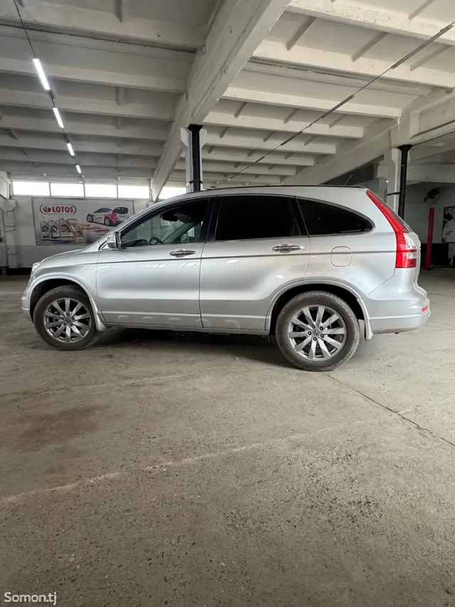 Honda CR-V 2010 · 2.4 AT