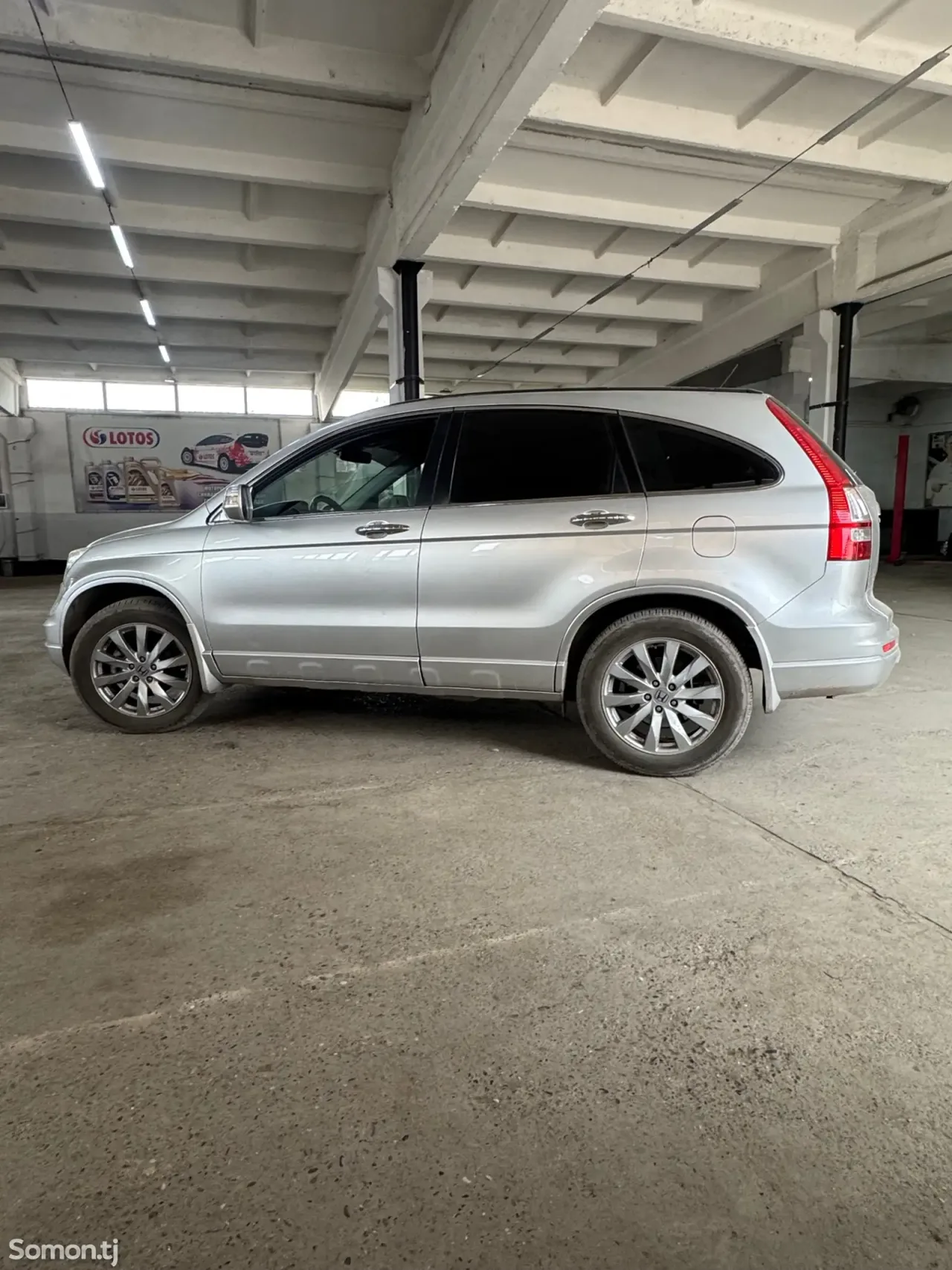 Honda CR-V 2010 · 2.4 AT