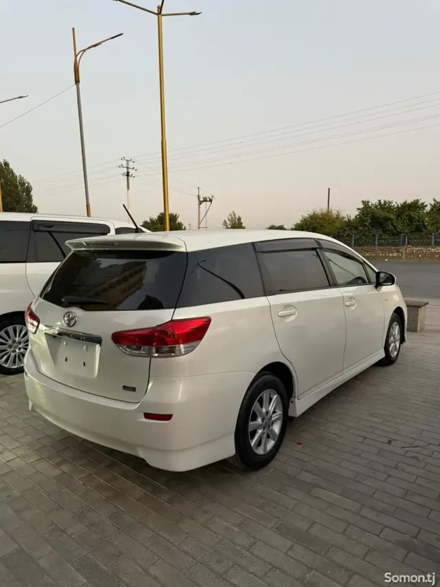Toyota Wish 2014 · 1.8 CVT