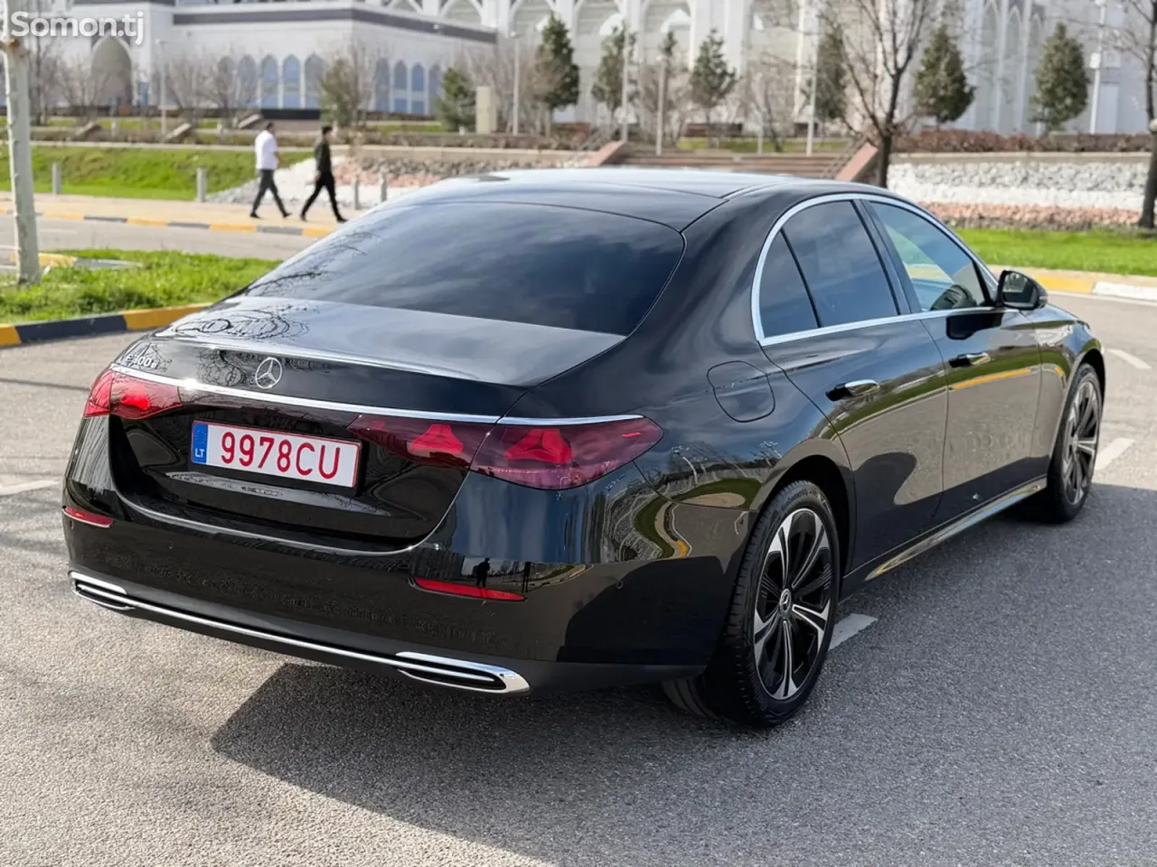 Mercedes-Benz E class 2025 · 3.0 AT