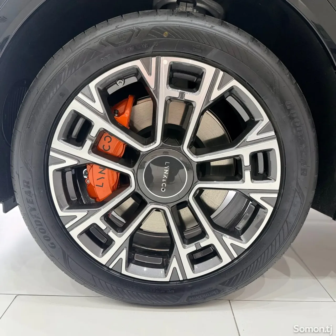 Li Auto (Lixiang) L9 2026 · 1.5 AT