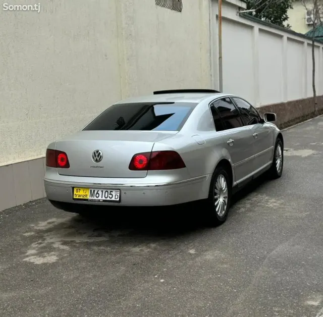 Volkswagen Phaeton 2003 · 3.2 AT