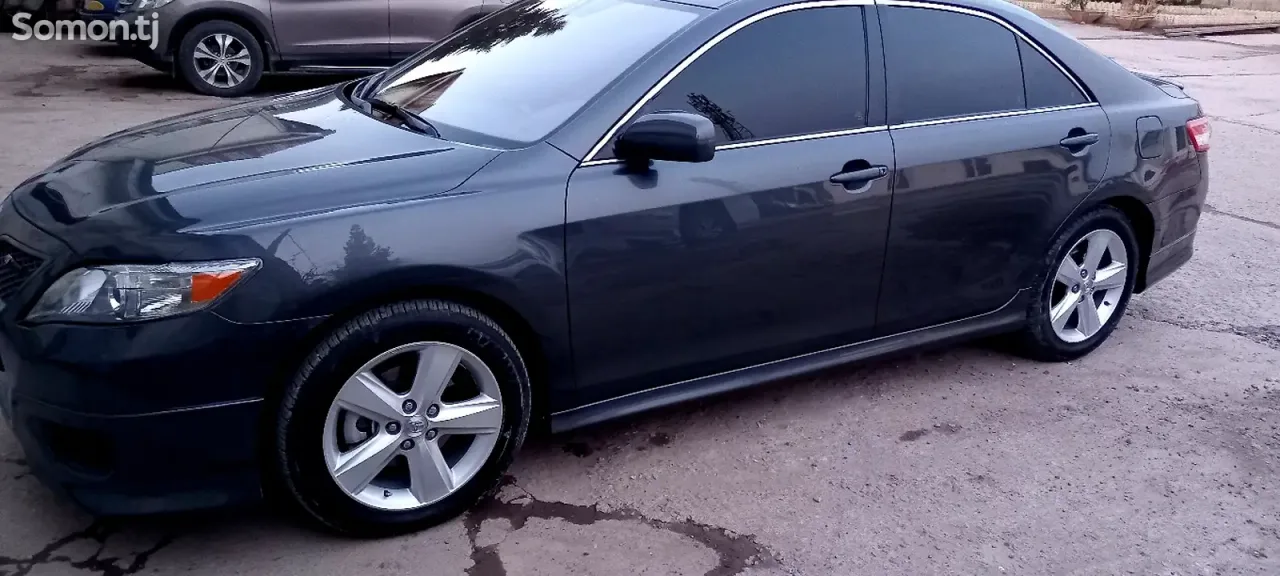 Toyota Camry 2010 · 2.5 AT