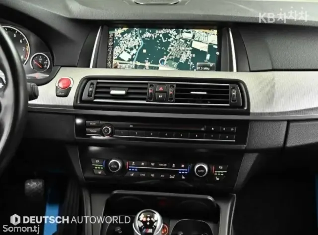 BMW M5 2016 · 4.4 AT