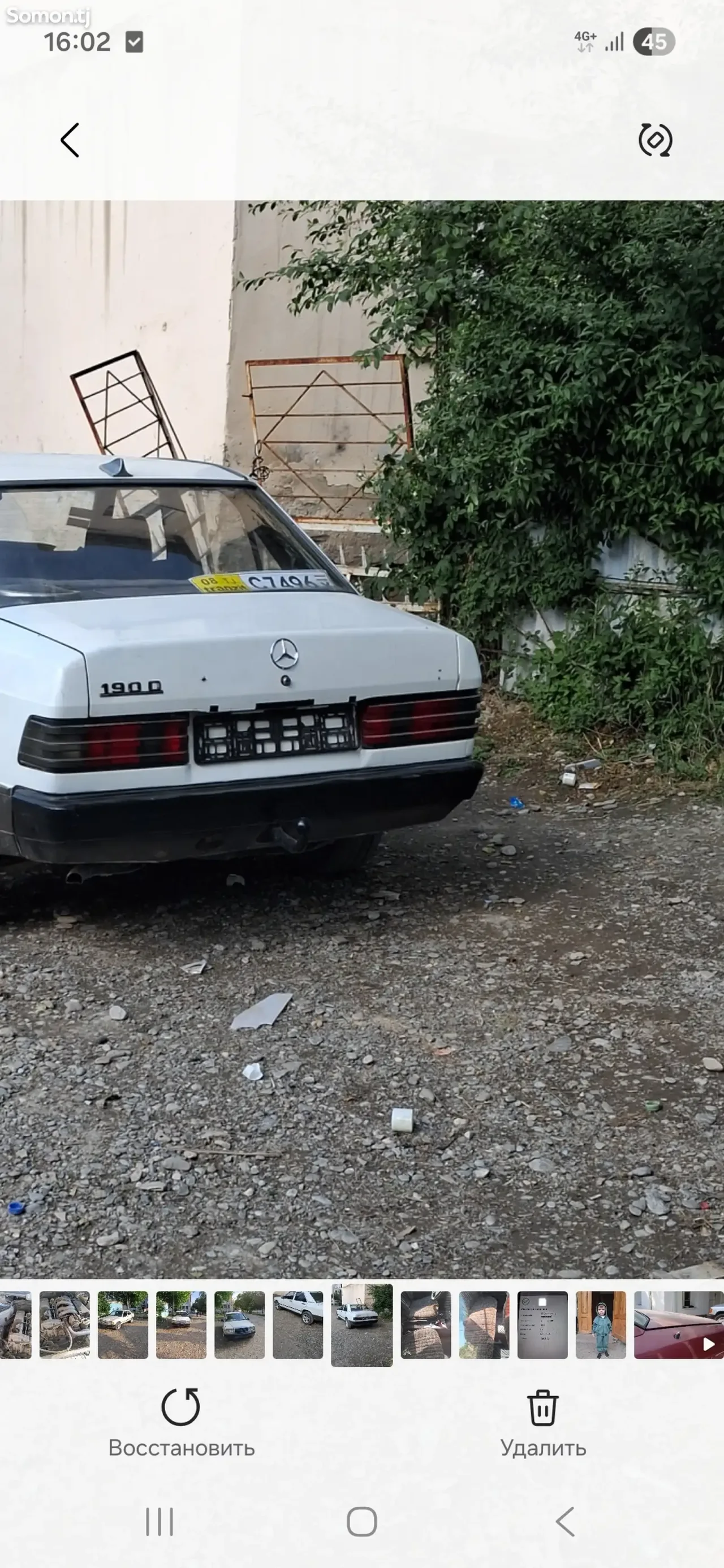Mercedes-Benz W201 1988 · 2.2 MT