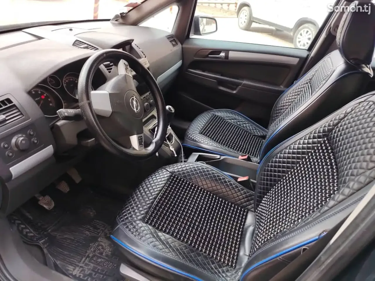 Opel Zafira 2006 · 1.8 MT