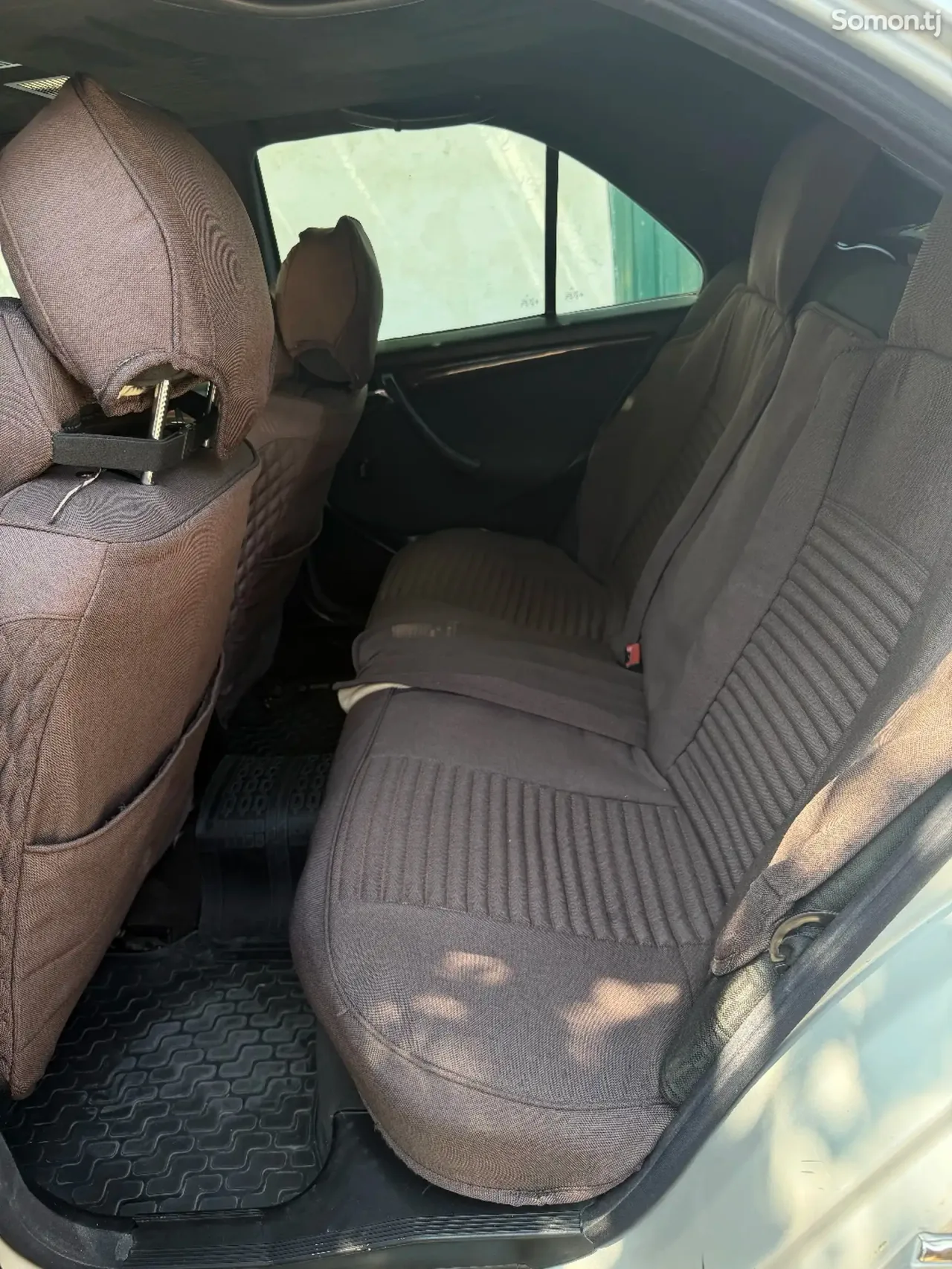 Mercedes-Benz C class 1999 · 2.4 AT