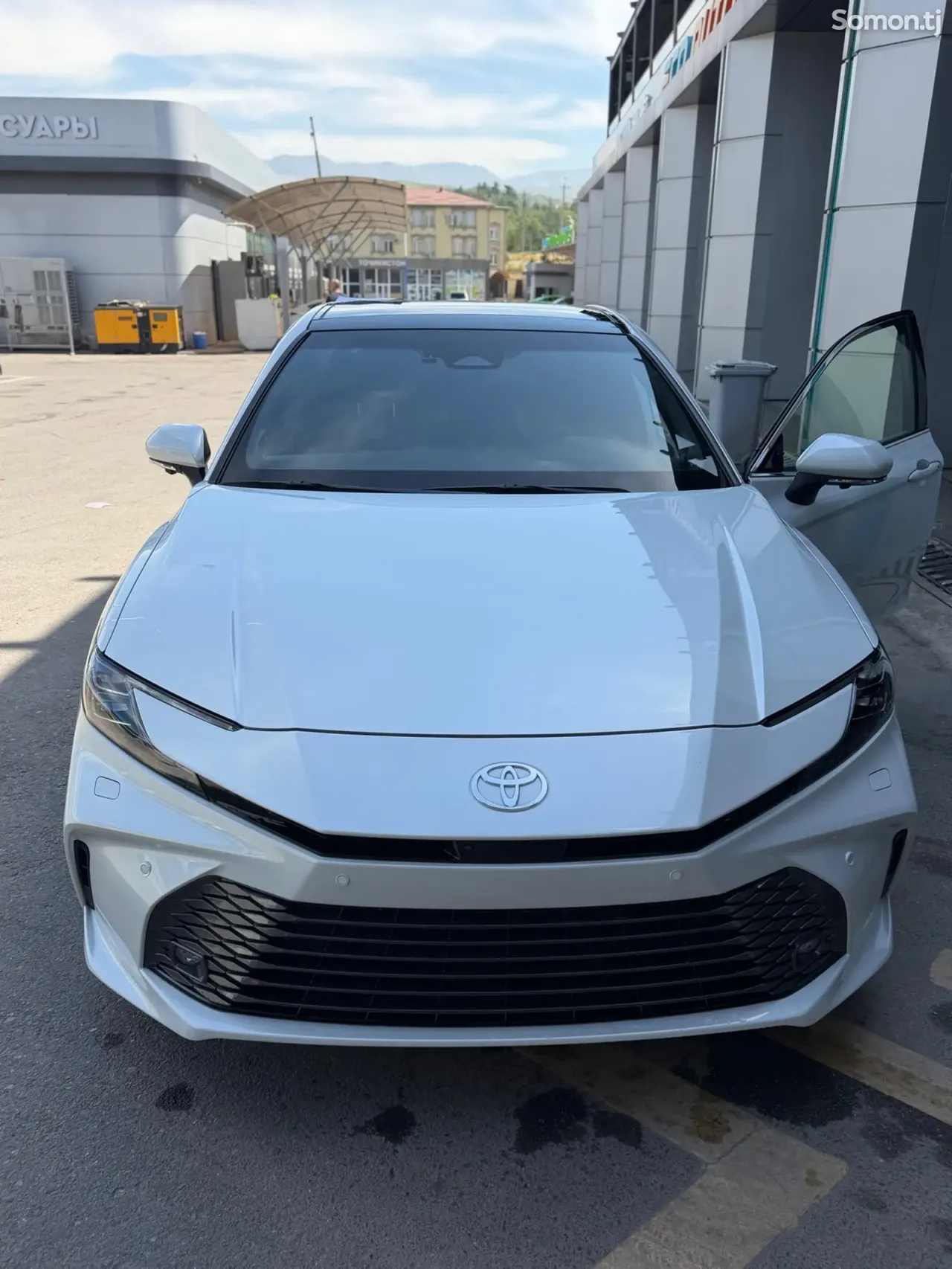 Toyota Camry 2026 · 2.5 AT