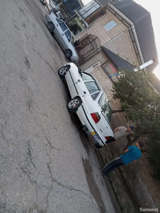 Daewoo Nexia 1994 · 1.6 MT