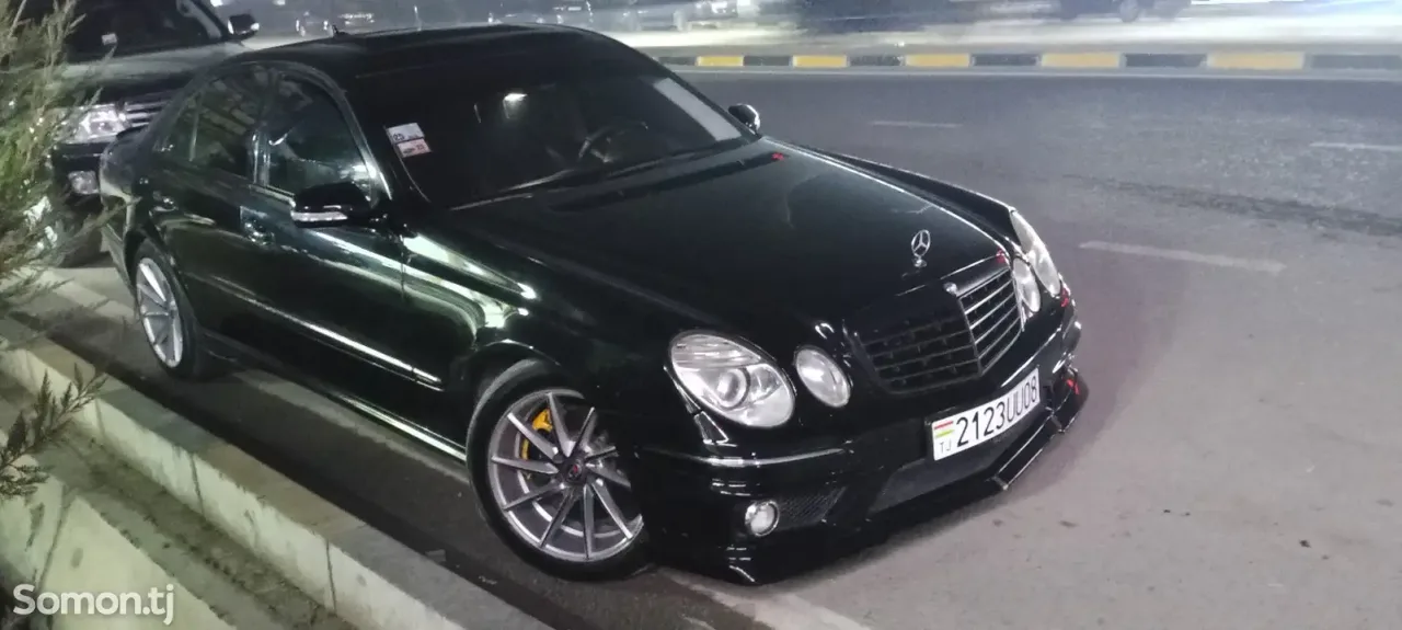 Mercedes-Benz E class 2009 · 3.5 AT