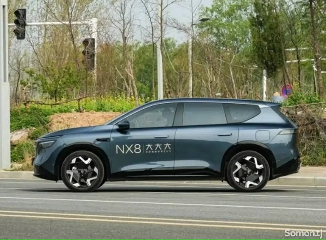Nissan 100 NX 2026 · AT