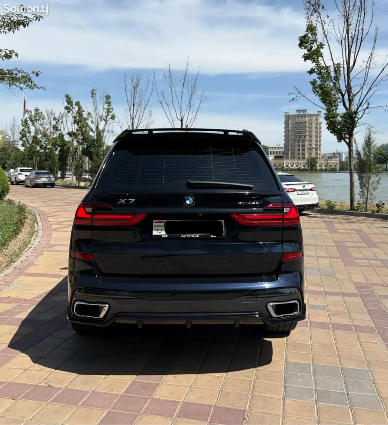 BMW X7 2020 · 3.0 AT