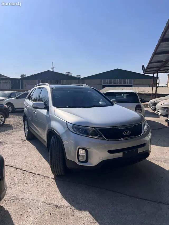 Kia Sorento 2014 · 2.2 AT