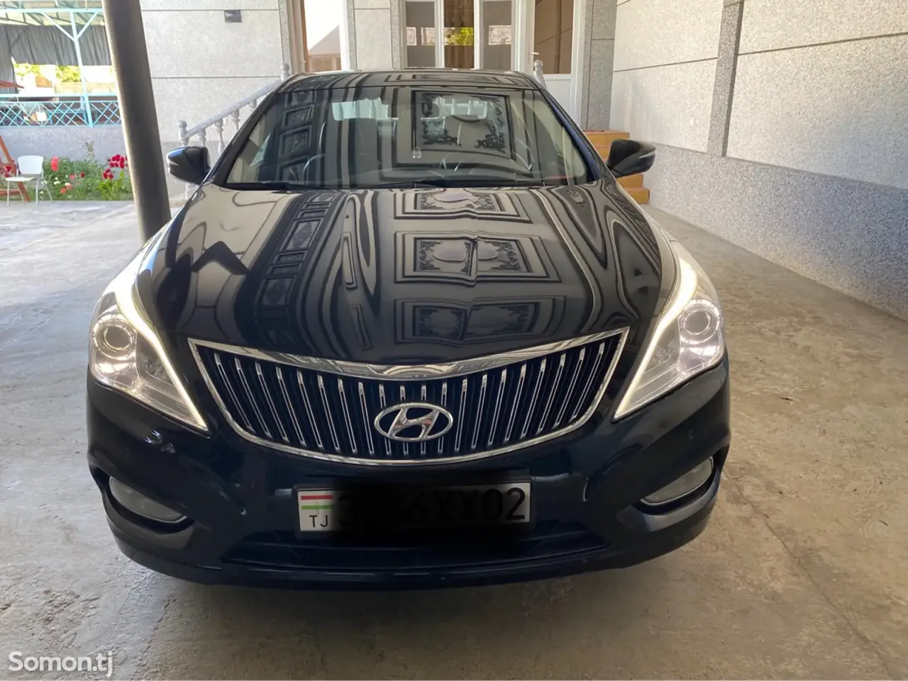 Hyundai Grandeur 2014 · 2.4 AT